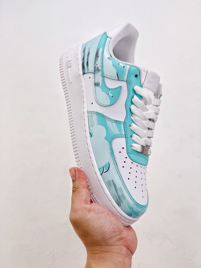 NIKE AIR FORCE 1