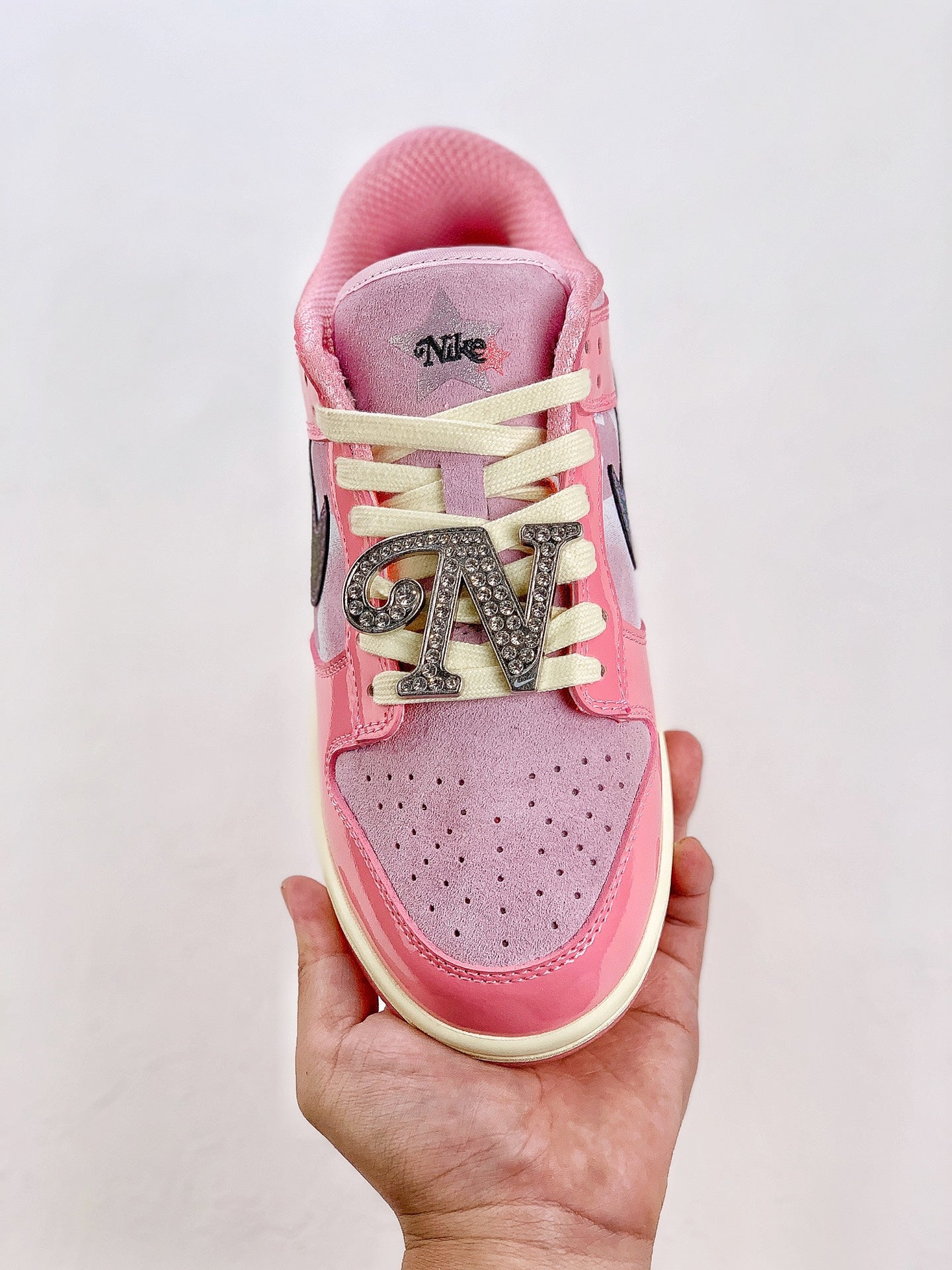Nike Dunk Low Barbie