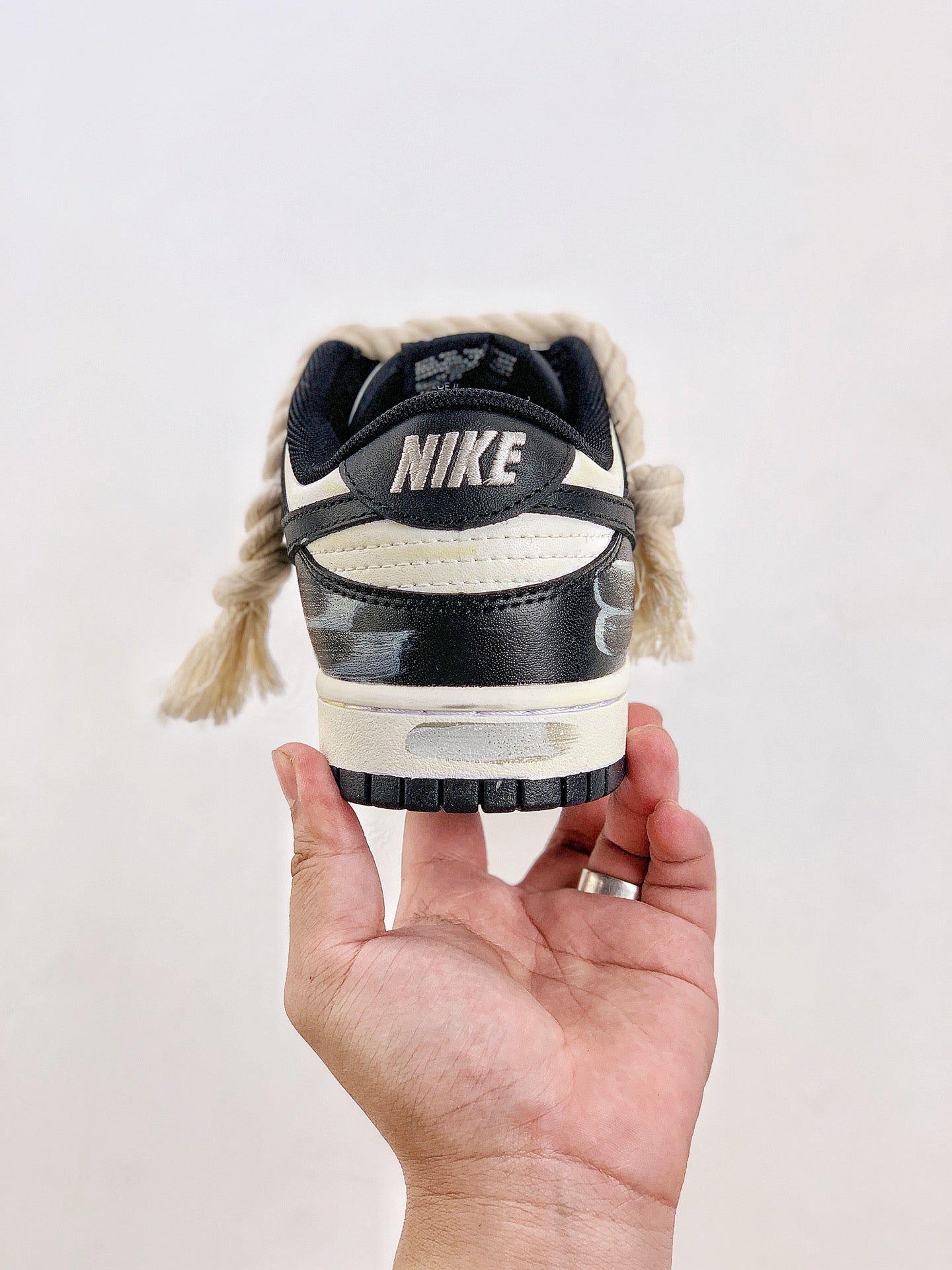 Nike Dunk SB Low