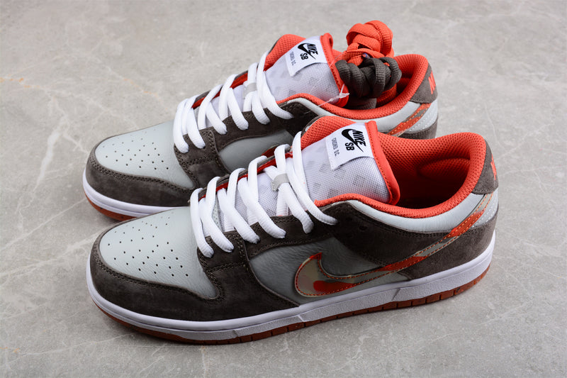 Crushed Skate Shop x Nike SB Dunk Low