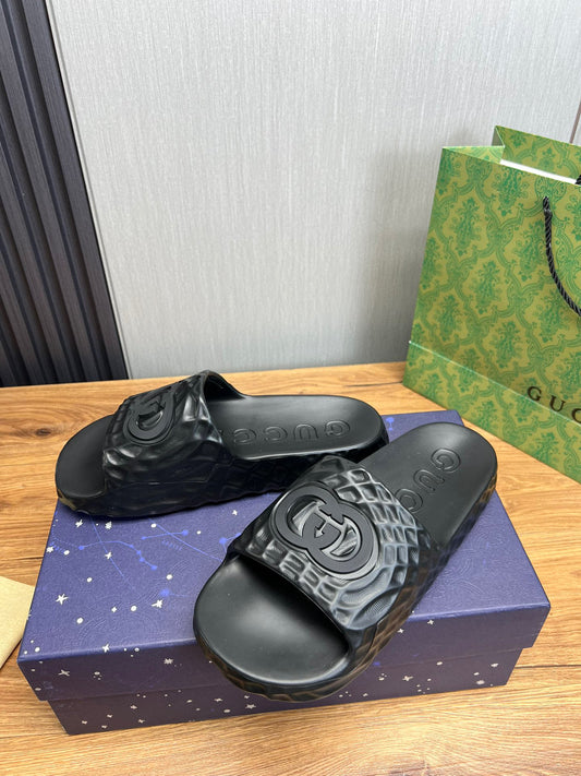 Chinelo Gucci