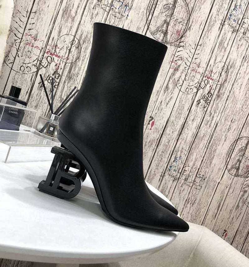 Bota Balmain Feminina Couro Cano Medio Preto