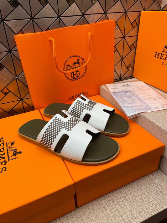 Chinelo Hermes