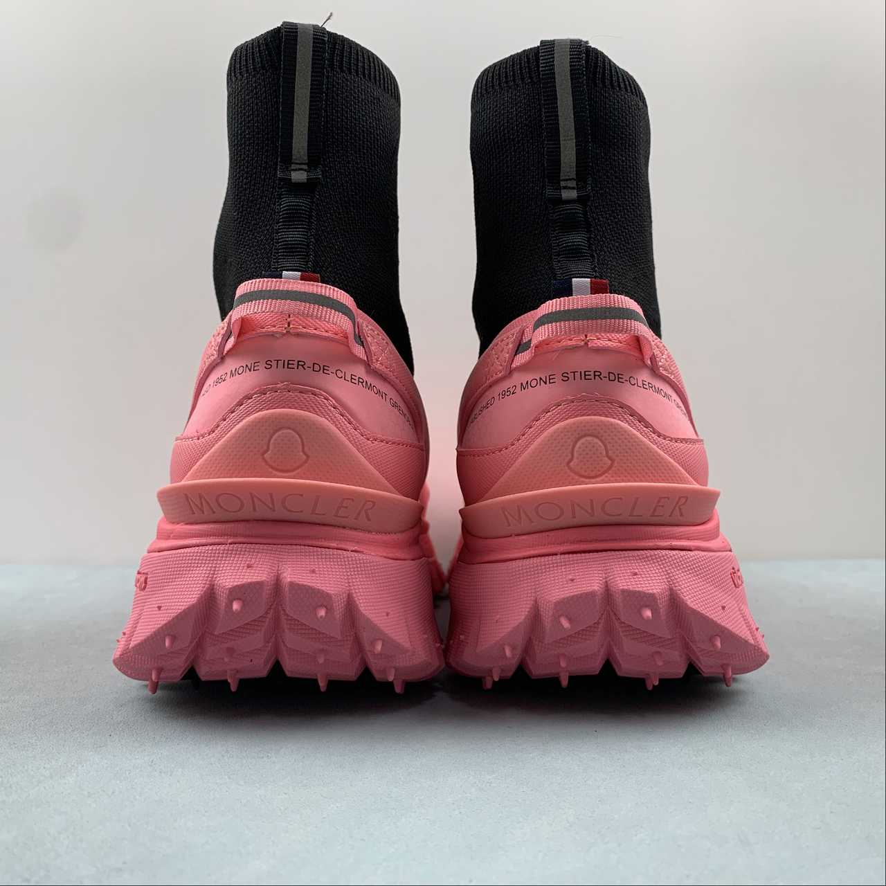 Tênis Moncler x Hoka Mafate Speed 2