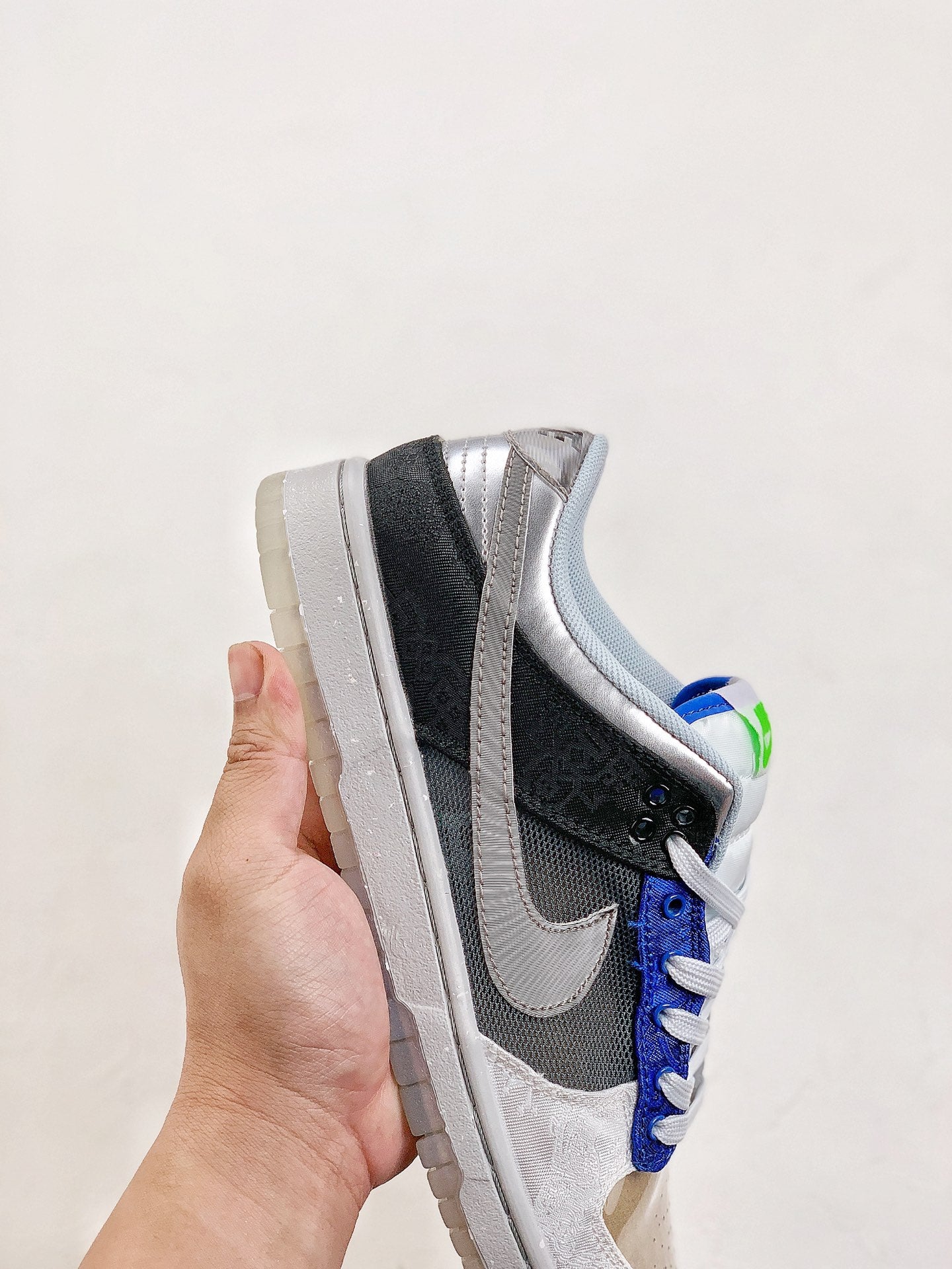 Clot x Nike SB Dunk Low 20th Anniversary/What The