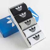 Meia Adidas de algodão 5 pares cano médio.