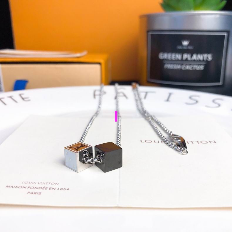 Colar Louis Vuitton