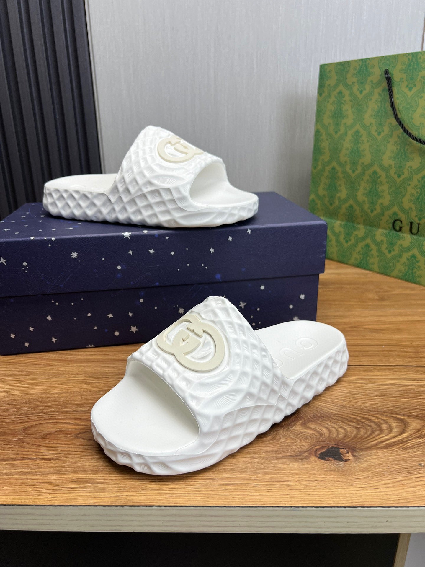 Chinelo Gucci