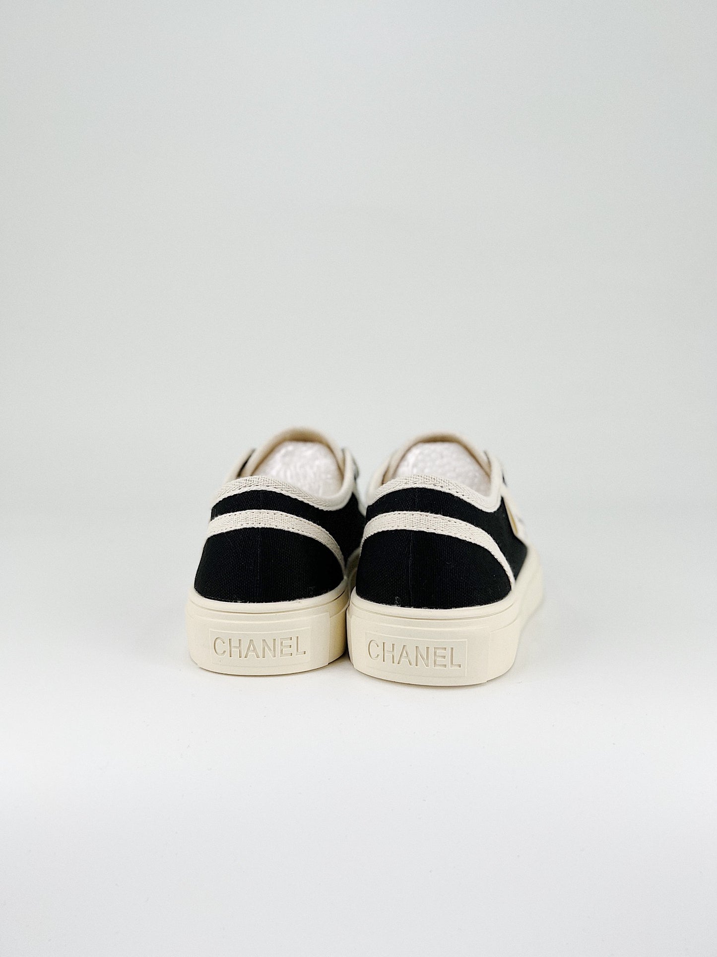 Tênis Chanel