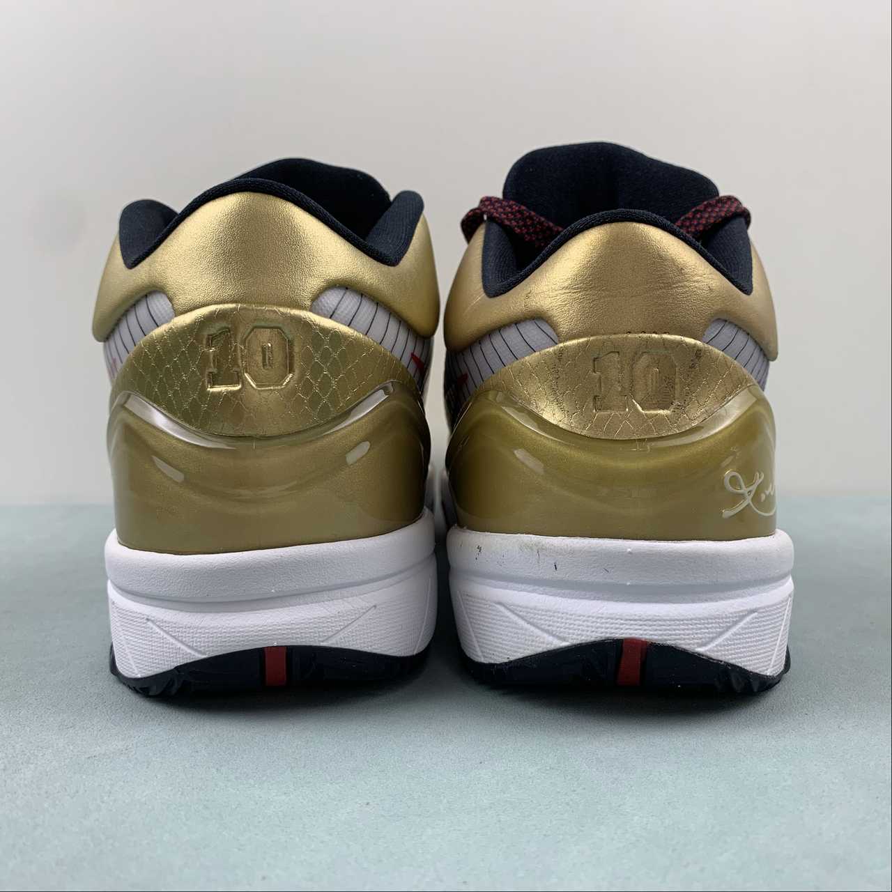 Nike Kobe 4 Protro Gold Medal