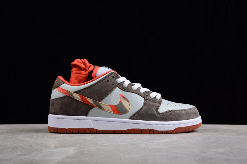 Crushed Skate Shop x Nike SB Dunk Low