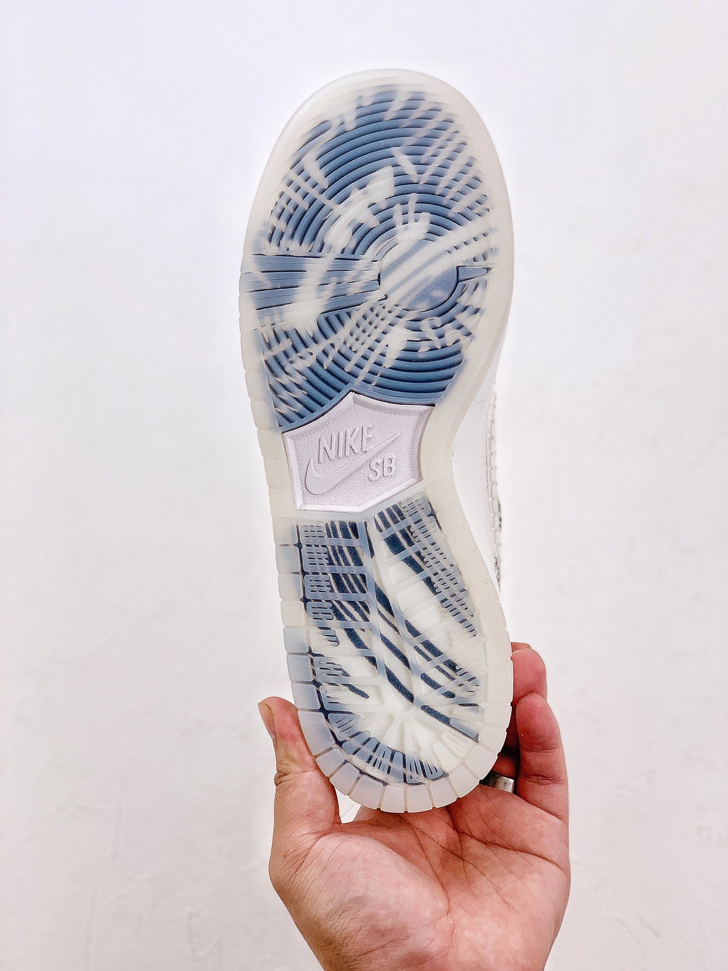 Nike Dunk SB Low Fragment Design x CLOT
