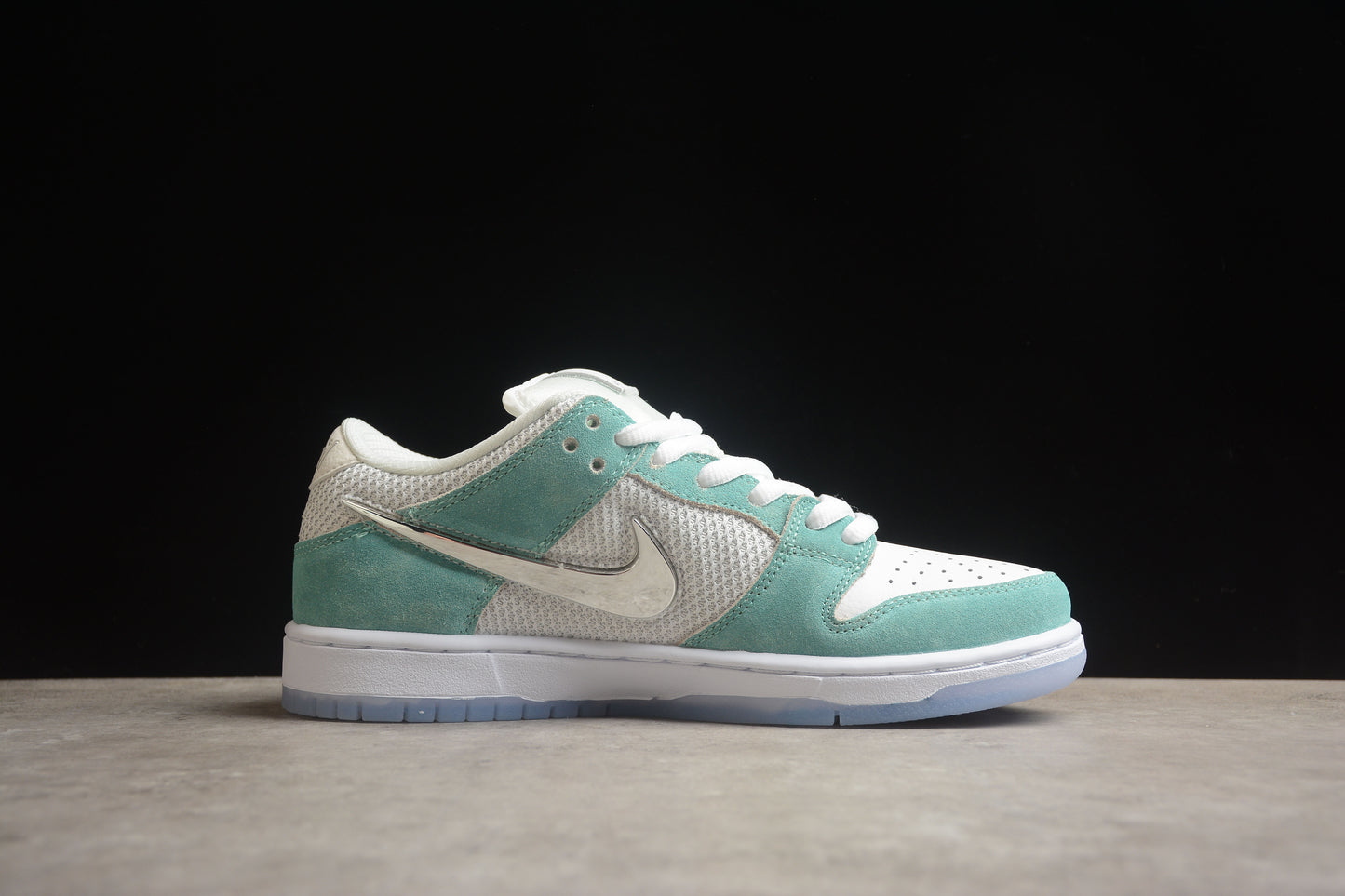 April Skateboards x NK SB Dunk Low Mint Green