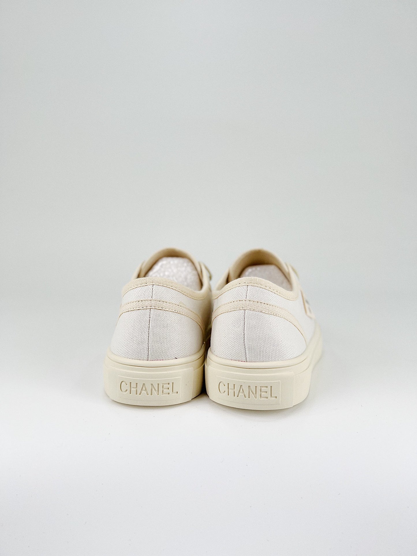 Tênis Chanel