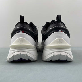 Tênis Moncler x Hoka Mafate Speed 2 (cópia)