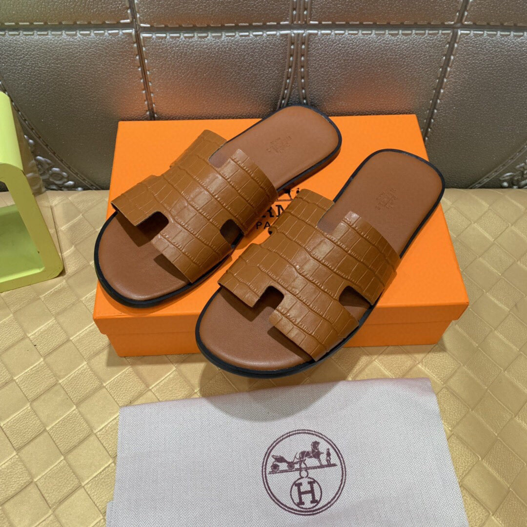 Chinelo Hermes