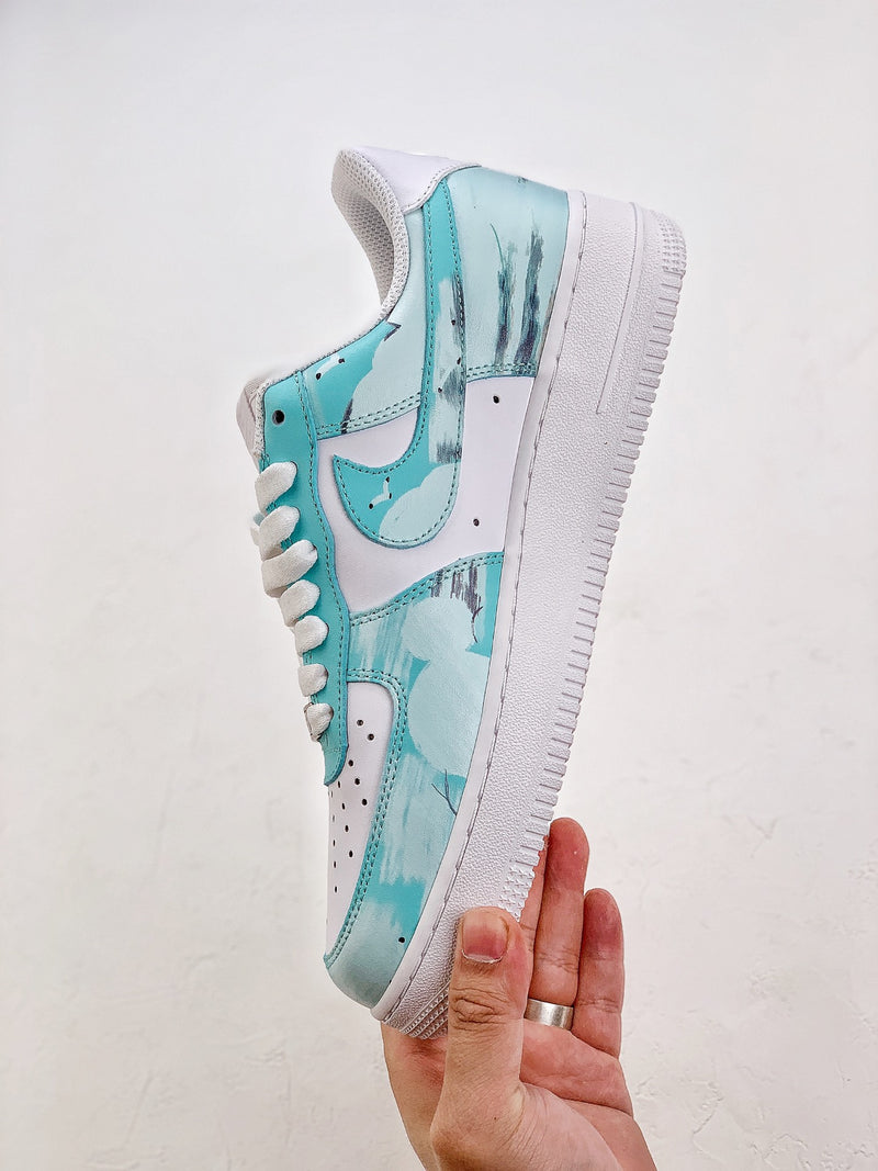 NIKE AIR FORCE 1