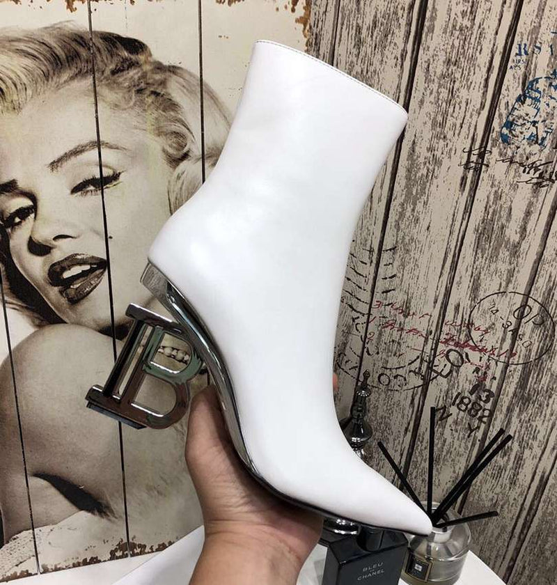 Bota Balmain Feminina Couro Cano Medio Branco