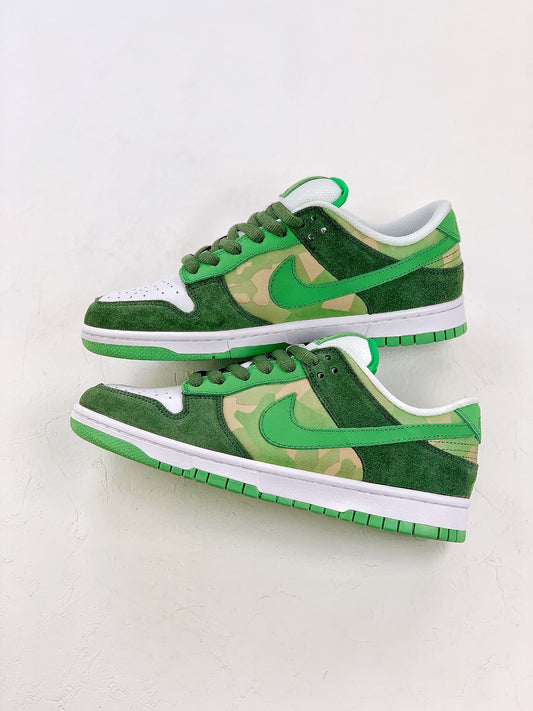 Nike Dunk SD Low