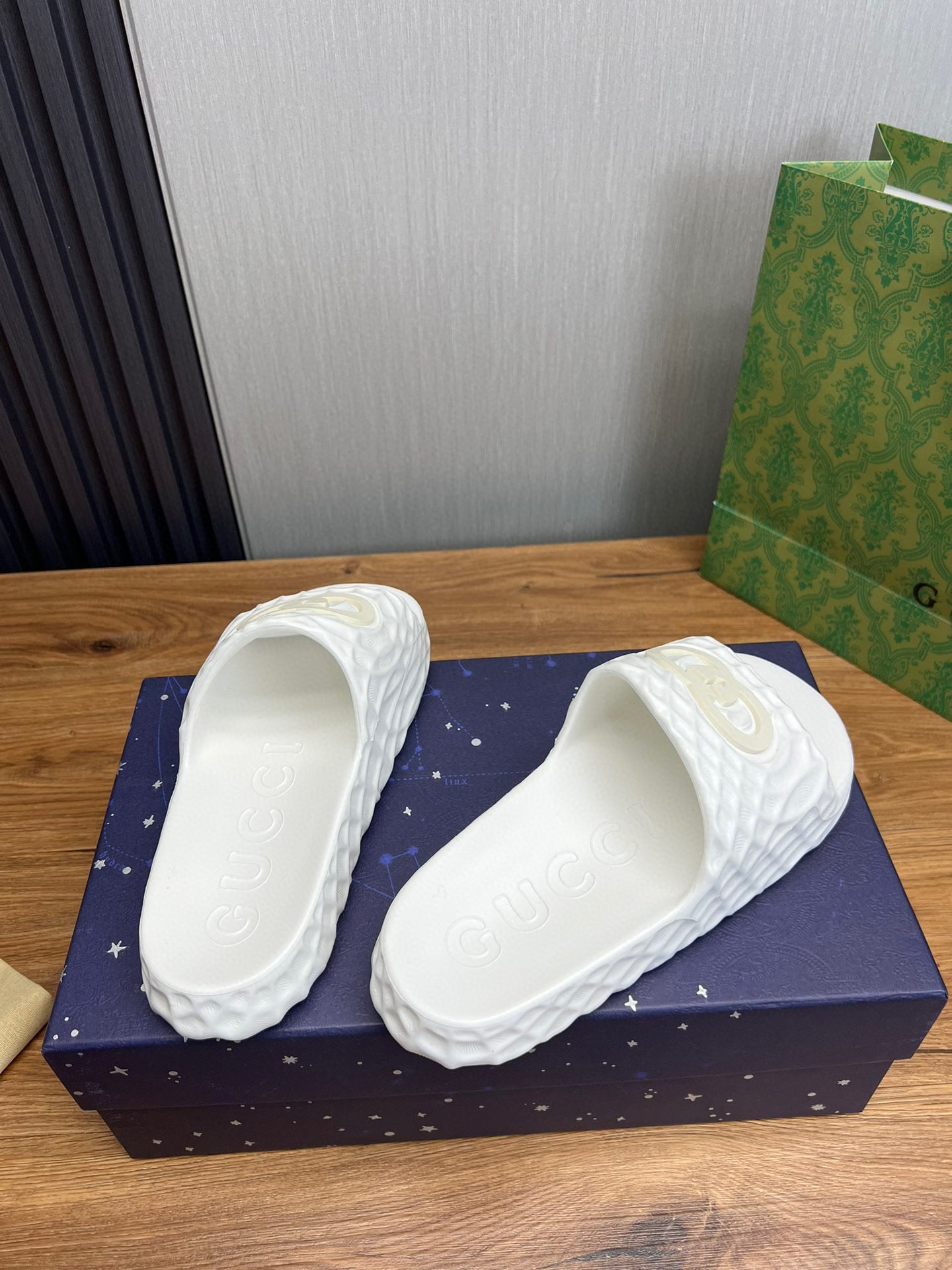 Chinelo Gucci