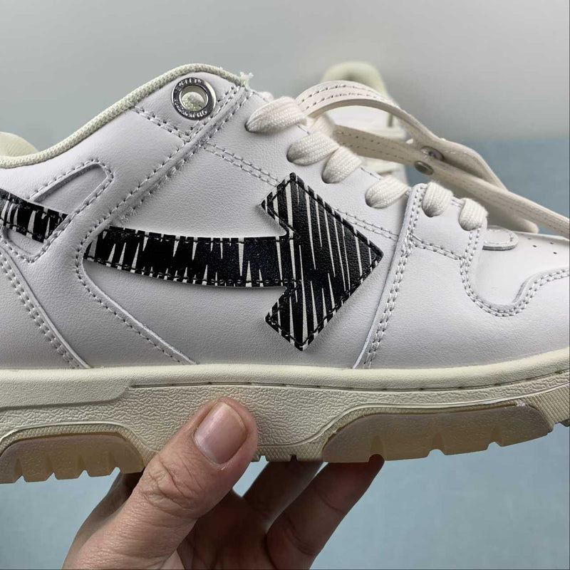 Off-White c/o Virgil Abloh