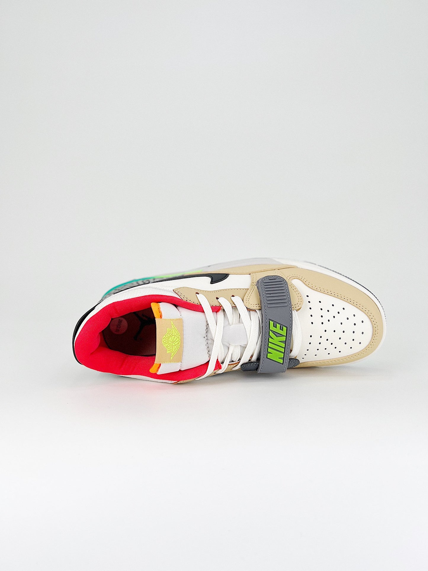 Nike Air Jordan Legacy 312