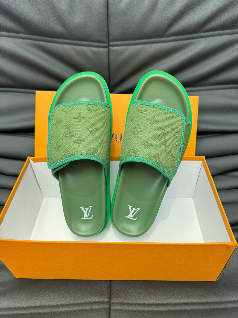 Chinelo Louis Vuitton