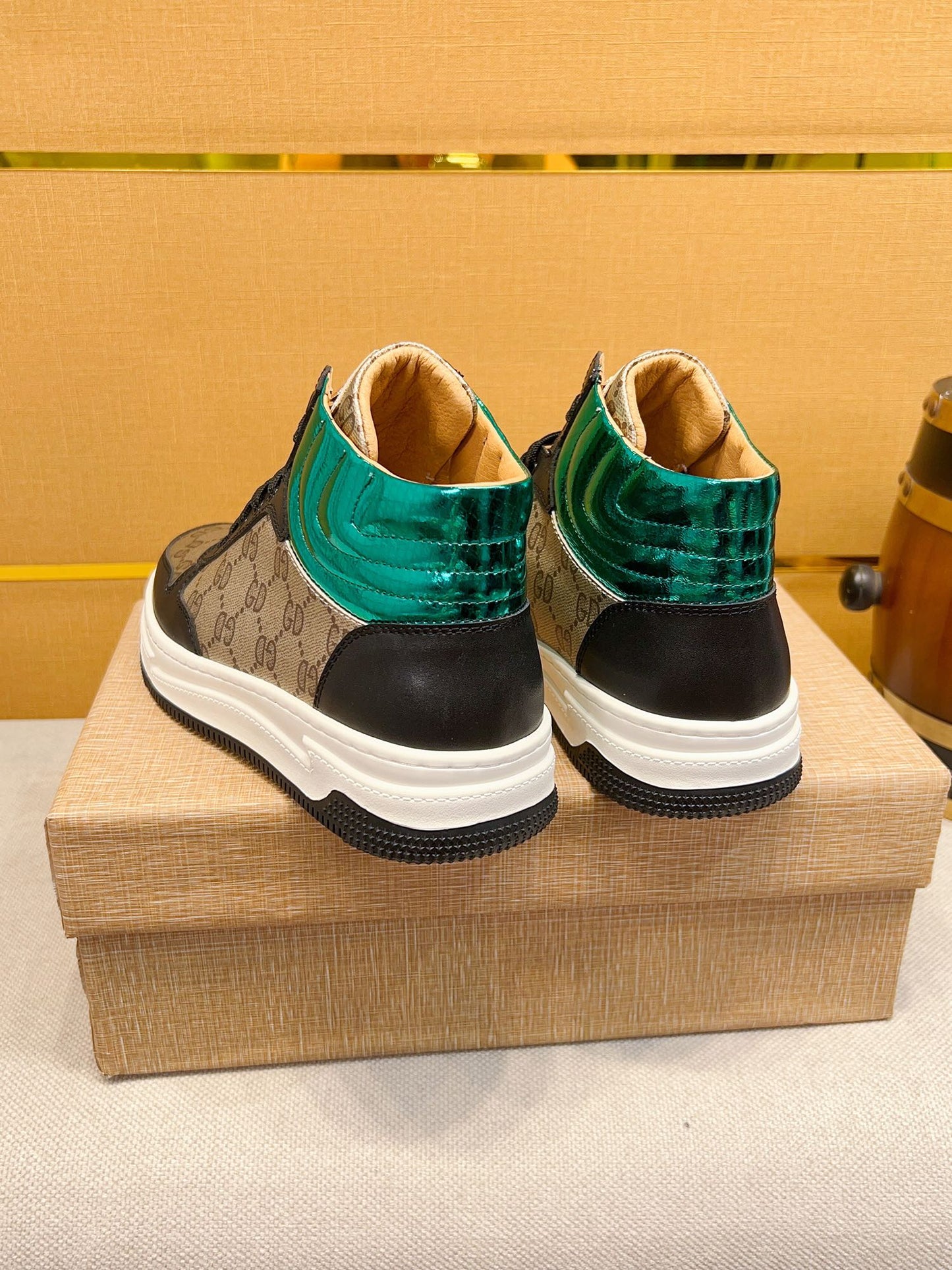 Gucci