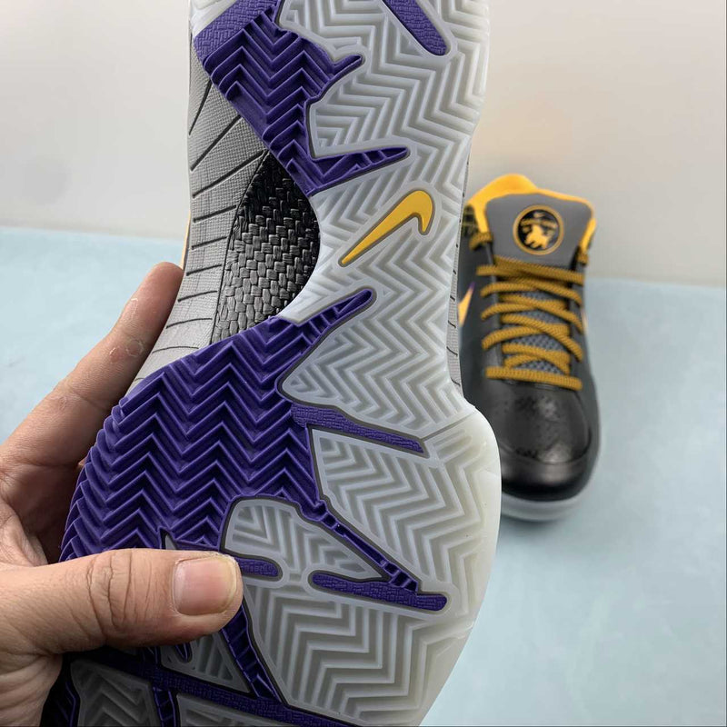 TÊNIS NIKE ZOOM KOBE 4 PROTRO ' CARPE DIEM '