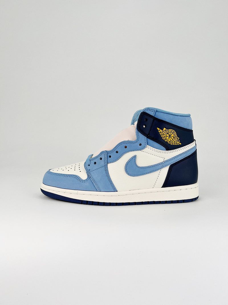 Air Jordan 1 High OG WMNS “First in Flight