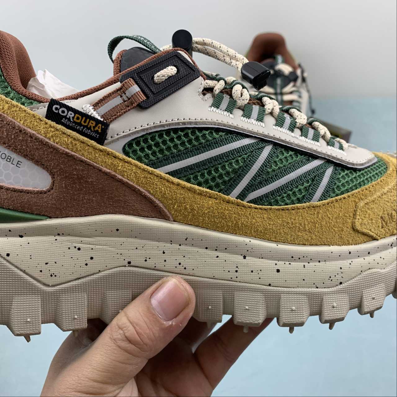 Tênis Moncler x Hoka Mafate Speed 2