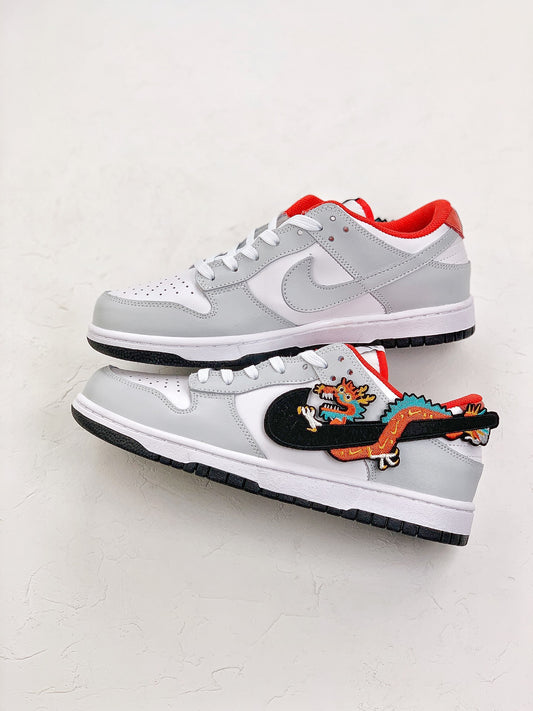 NIKE DUNK SB LOW