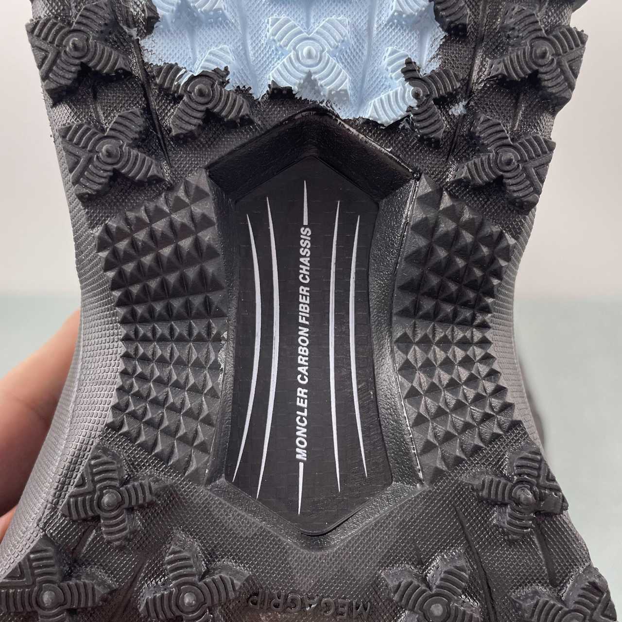 Tênis Moncler x Hoka Mafate Speed 2