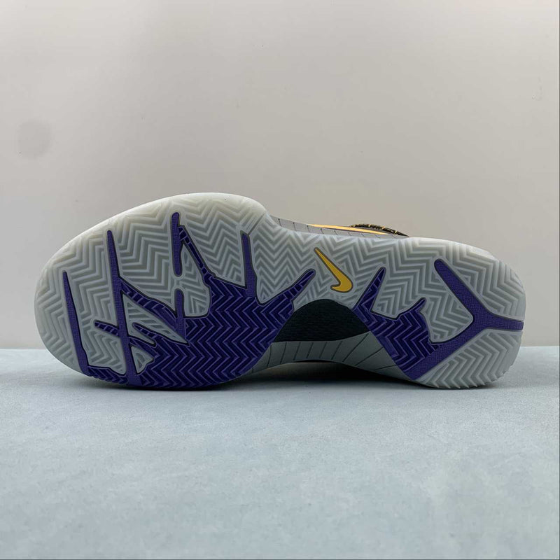 TÊNIS NIKE ZOOM KOBE 4 PROTRO ' CARPE DIEM '