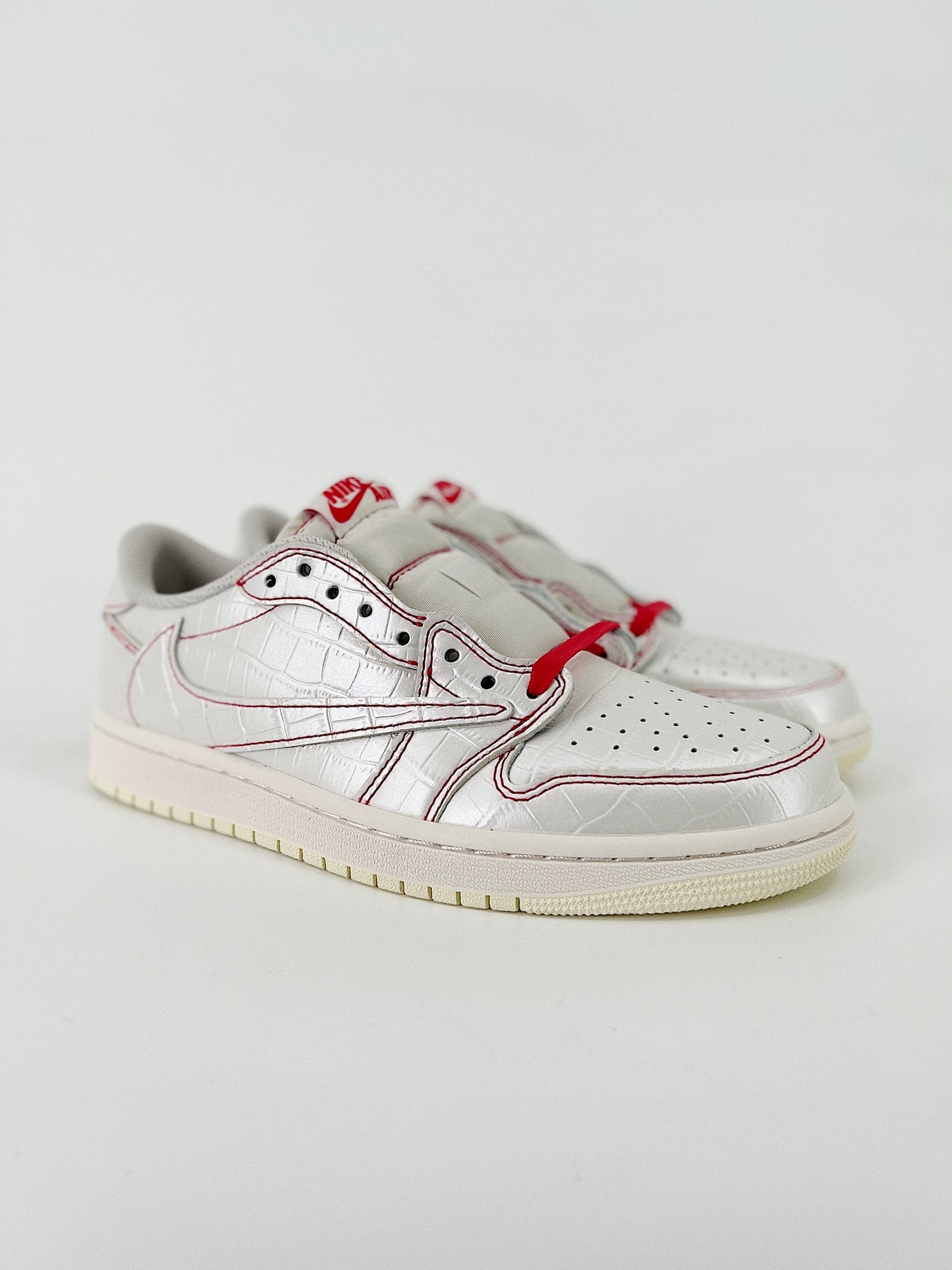 Travis Scott x Air Jordan 1 Low