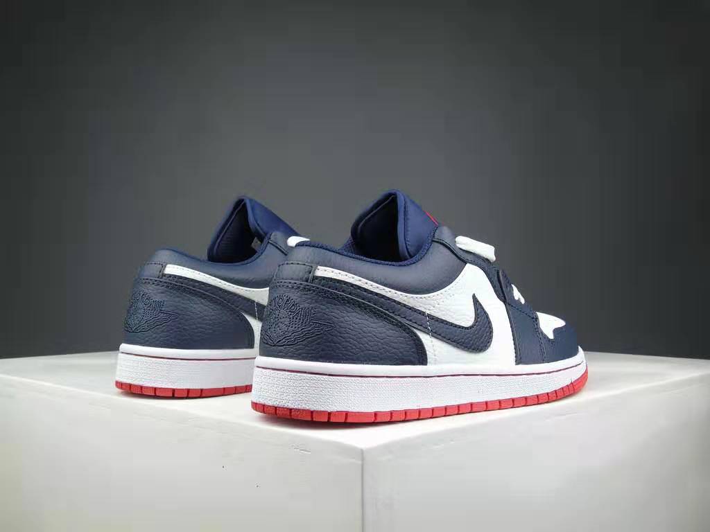 Jordan 1 Low