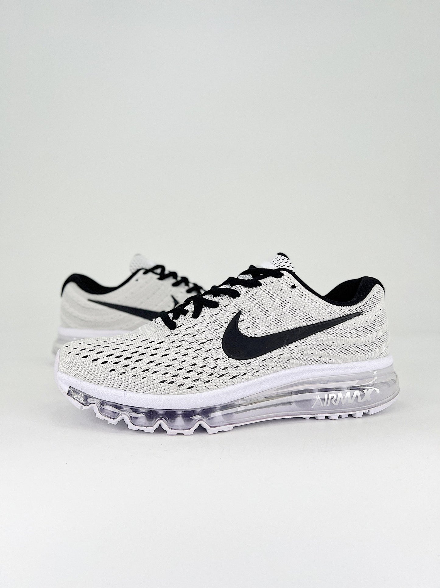 NIKE AIR MAX 2017