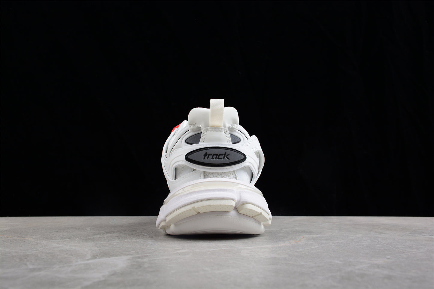 Q48 Balenciaga  Track Sneaker