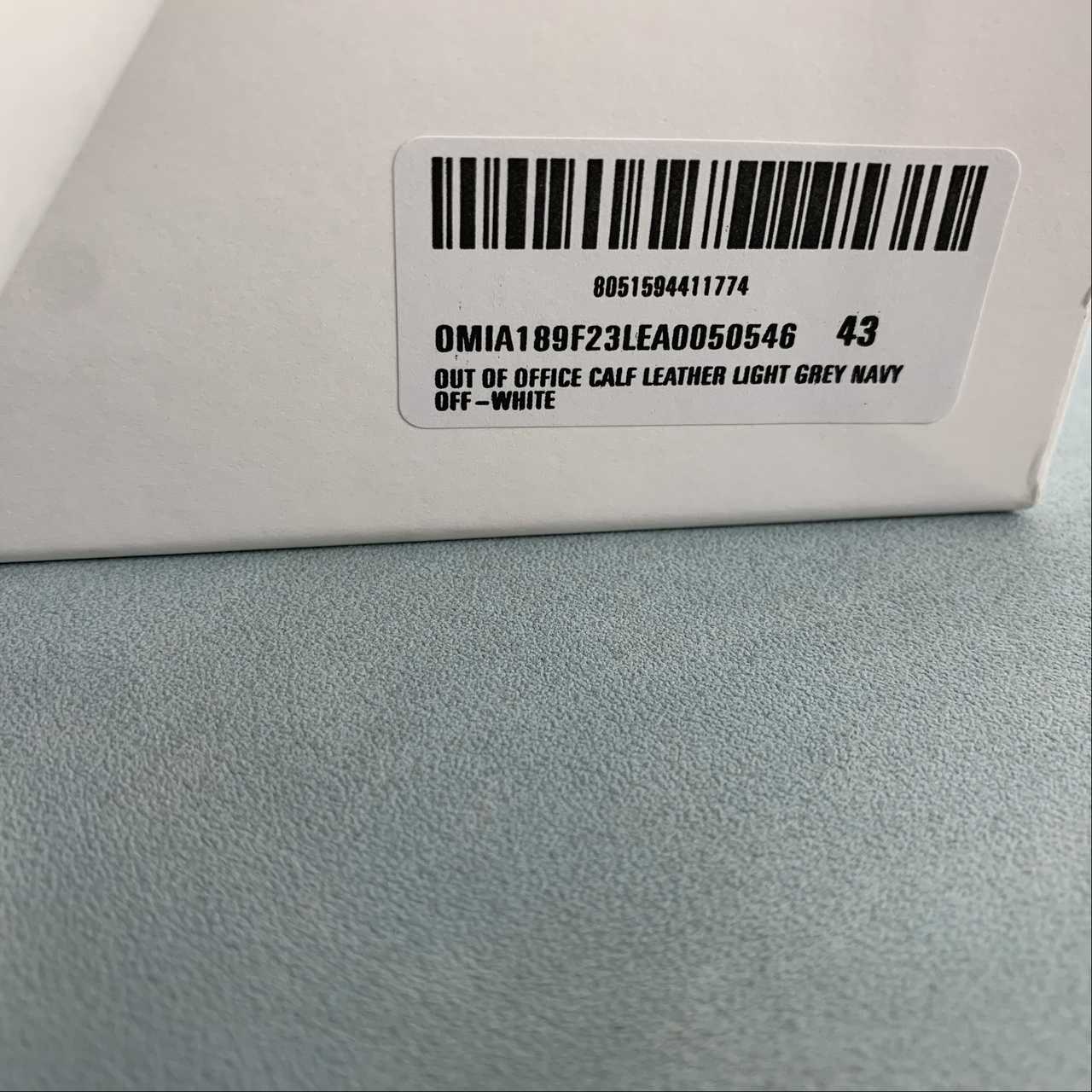 Off-White c/o Virgil Abloh