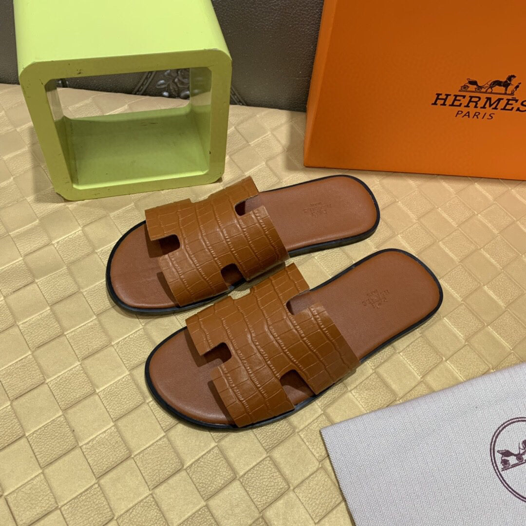 Chinelo Hermes