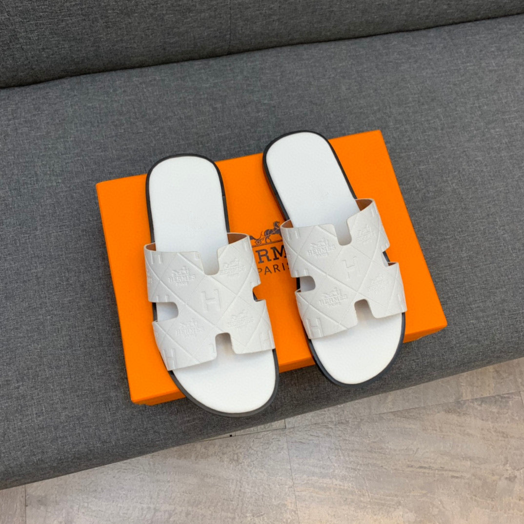 Chinelo Hermes