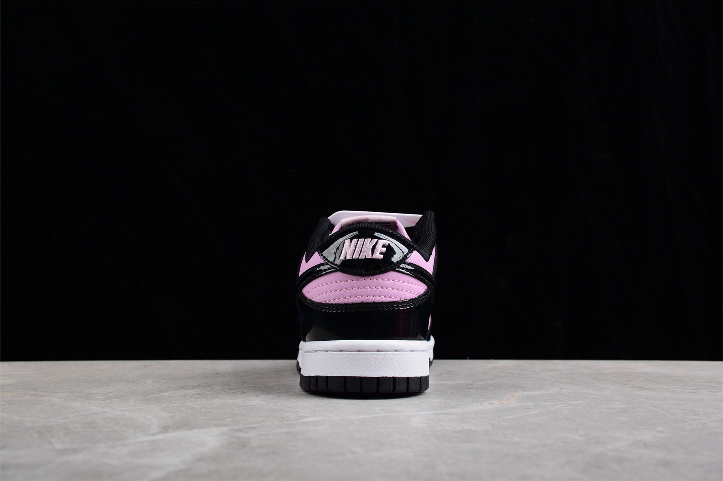 Nike Dunk Low "Pink Black"
