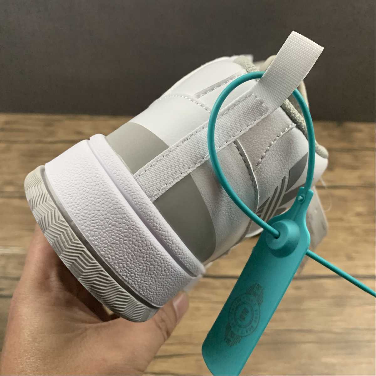 Adidas Forum 84 Tênis High Retro