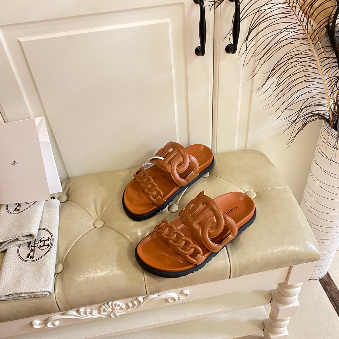 Chinelo Hermes