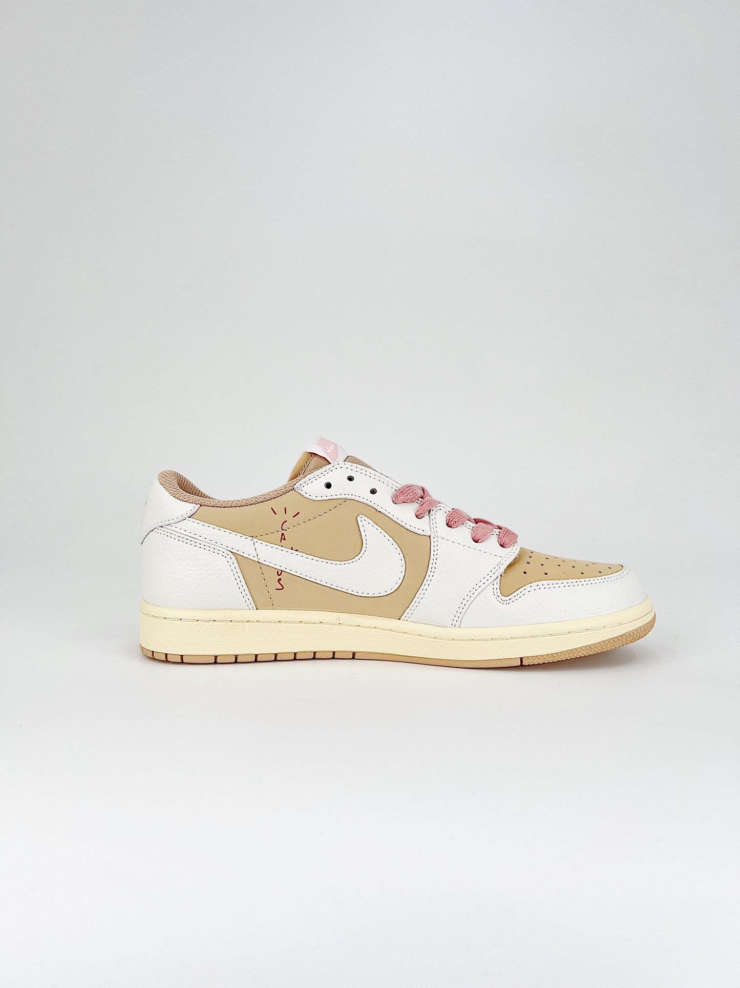Travis Scott x Air Jordan 1 Low