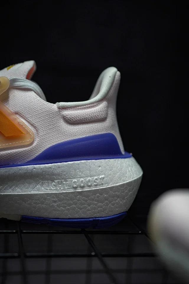 Adidas UItra Boost Light