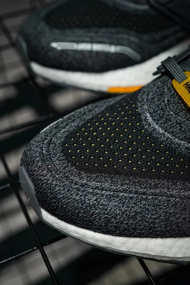 Adidas Ultra Boost 21 City Pack Preto, Amarelo e Branco