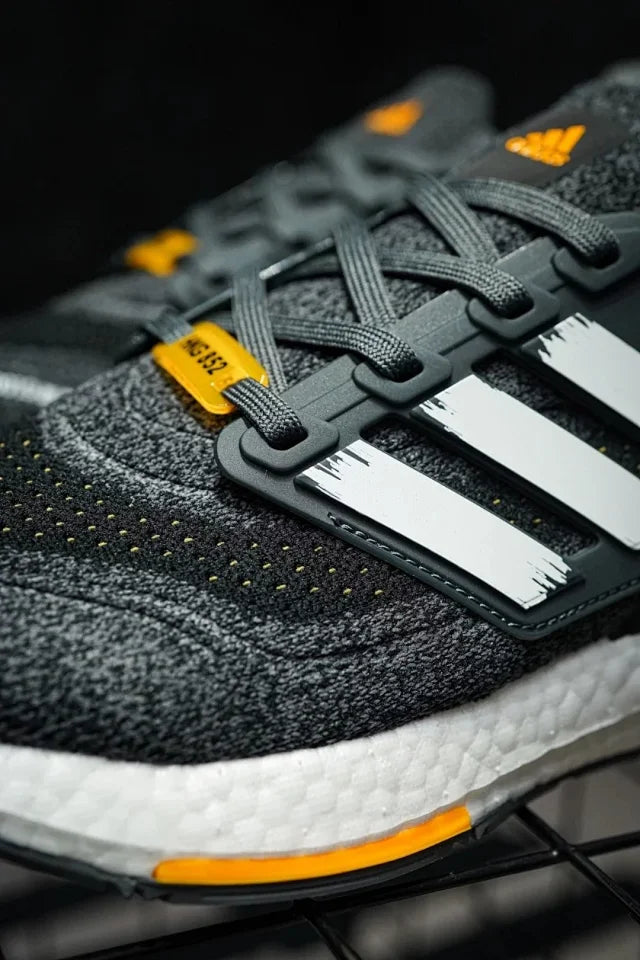 Adidas Ultra Boost 21 City Pack Preto, Amarelo e Branco