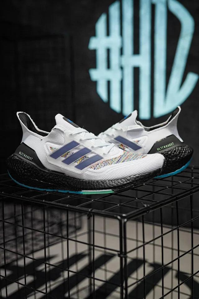 Adidas Ultra Boost 21 Multi-Color Branco e Preto Rainbow