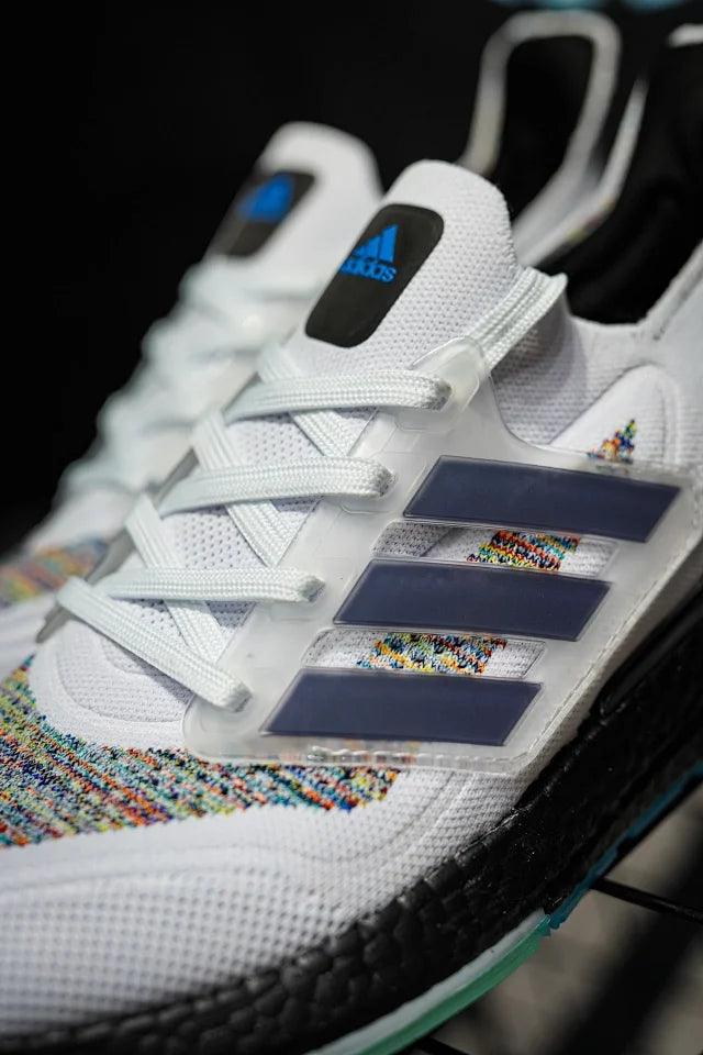 Adidas Ultra Boost 21 Multi-Color Branco e Preto Rainbow